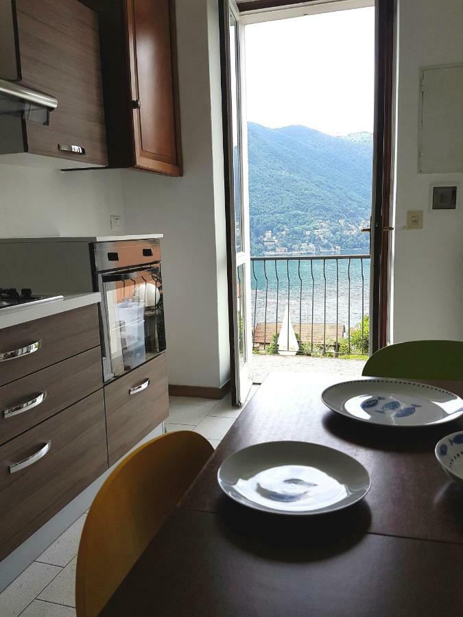 Flora Apartment Moltrasio Ngoại thất bức ảnh